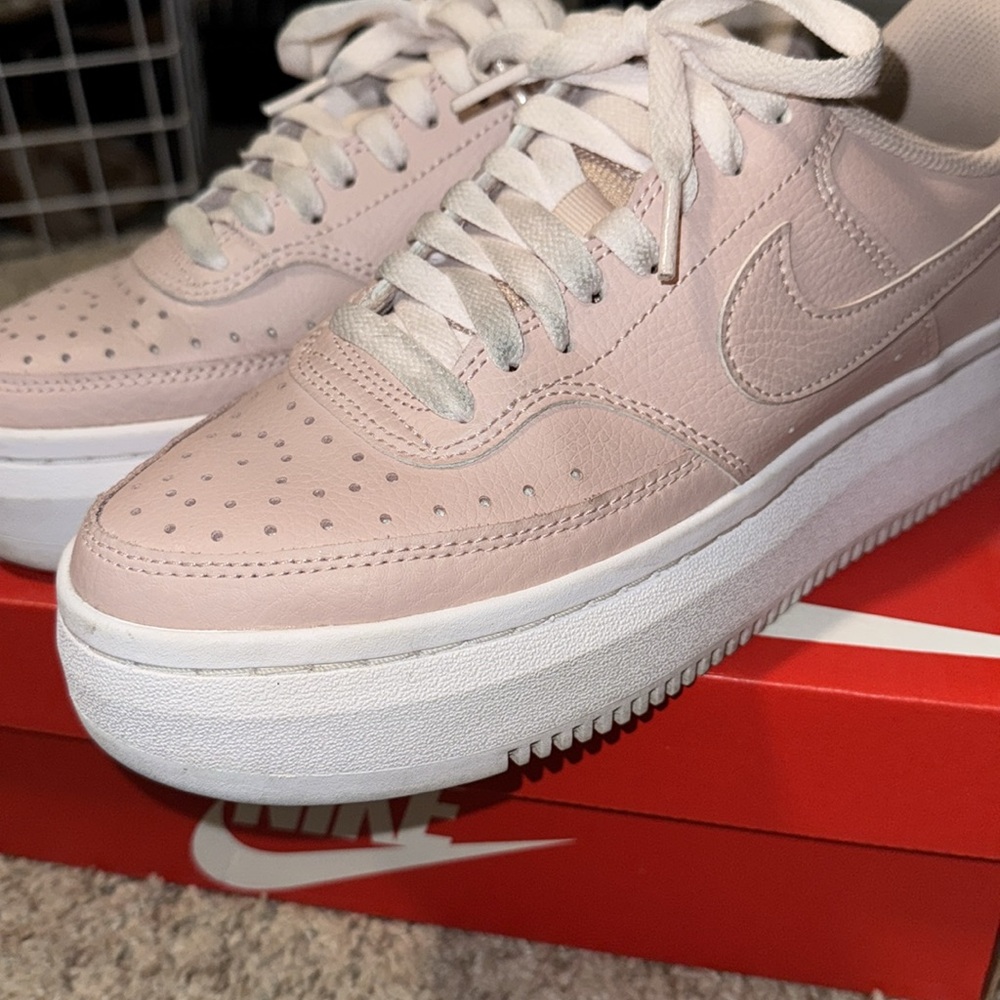 Nike Court Vision Alta Platform Sneaker Pink Oxford Sz 8.5 EUC Box Included - Picture 11 of 14